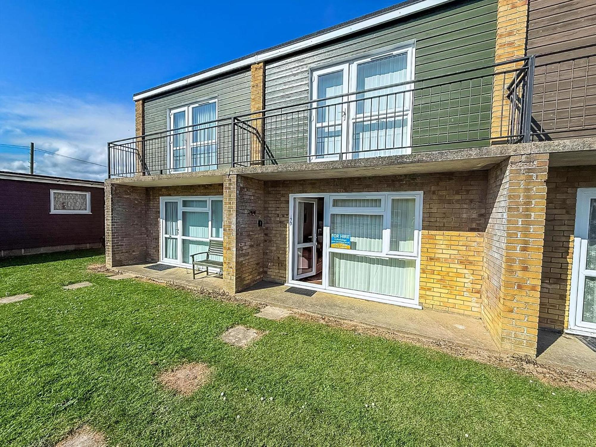 Lovely 4 Berth Chalet To Hire In Hemsby Nearby The Beach Ref 18177B エクステリア 写真